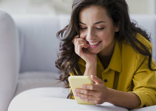 Emozioni e Coronavirus: i consigli di Fab SMS per questo tempo sospeso Emozioni e Coronavirus: i consigli di Fab SMS per questo tempo sospeso