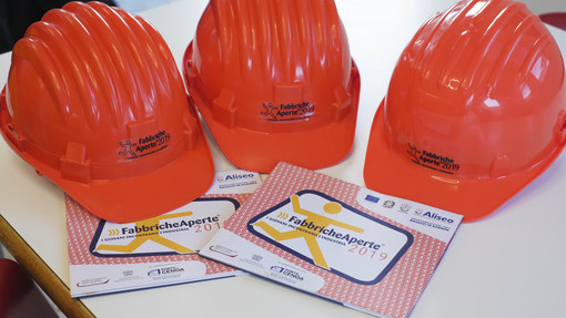 Prosegue con successo il progetto Fabbriche Aperte: 9mila gli studenti coinvolti dal 2008 ad oggi Prosegue con successo il progetto Fabbriche Aperte: 9mila gli studenti coinvolti dal 2008 ad oggi