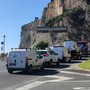 Il traffico sull'Aurelia a Finale congestionato dopo l'incidente avvenuto a Pietra con la chiusura dell'A10 Il traffico sull'Aurelia a Finale congestionato dopo l'incidente avvenuto a Pietra con la chiusura dell'A10