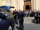 Folla a Finale per l’ultimo saluto a Giorgio Mamberto