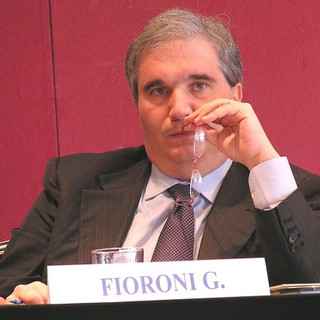 Savona: il futuro della scuola, dibattito con Fioroni