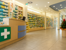 Da lunedì prenotare esami e visite specialistiche in farmacia costerà 2 euro. I farmacisti: "Antipatico che dobbiamo essere noi a chiedere l'obolo al paziente"