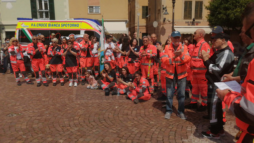 Spotorno, gara di solidarietà per la Croce Bianca: a Ferragosto parte la lotteria benefica Spotorno, gara di solidarietà per la Croce Bianca: a Ferragosto parte la lotteria benefica