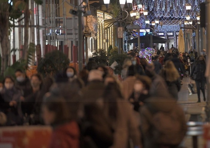 Liguria in zona gialla, ecco come cambiano le regole durante le feste natalizie
