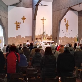 Ultimo giorno per Don Zappella a Borghetto, lettera aperta dei fedeli al vescovo Borghetti:"Lo lasci al suo posto per il bene della parrocchia"