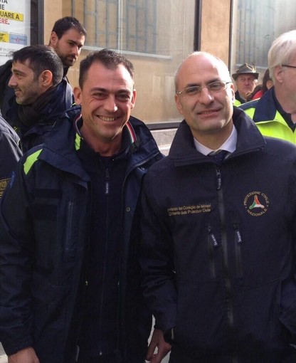 Andora: la Protezione civile e il suo Responsabile Fabio Curto lanciano un messaggio di auguri Andora: la Protezione civile e il suo Responsabile Fabio Curto lanciano un messaggio di auguri