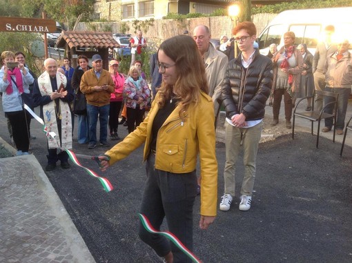 Inaugurata la “fontana degli eroi”, dedicata a San Massimiliano Maria Kolbe e al Servo di Dio Salvo d’Acquisto