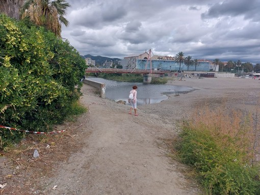 Savona, trovato un cadavere in mare aperto: aggiornamenti in corso Savona, trovato un cadavere in mare aperto: aggiornamenti in corso