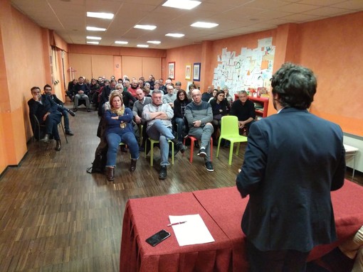 Successo per "La Riviera e l'Europa", l'iniziativa organizzata dal circolo Pd di Alassio e dal Consigliere Comunale Jan Casella Successo per "La Riviera e l'Europa", l'iniziativa organizzata dal circolo Pd di Alassio e dal Consigliere Comunale Jan Casella