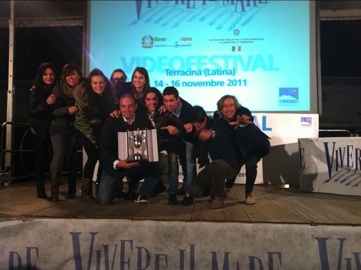 Gli alunni dell’alberghiero di Alassio vincitori assoluti del Video Festival di "Vivere il mare 2011" Gli alunni dell’alberghiero di Alassio vincitori assoluti del Video Festival di "Vivere il mare 2011"