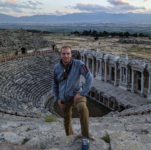 Incidente mortale sulla SS334, la vittima è il 35enne Francesco Viale