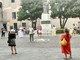 “Ora basta!” contro gli uomini che uccidono le donne, ad Albenga la protesta si tinge di rosa “Ora basta!” contro gli uomini che uccidono le donne, ad Albenga la protesta si tinge di rosa
