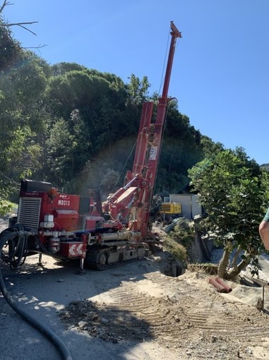 Finale, interventi nuova rete Italgas e ricostruzione muro di sostegno alla strada comunale Finale, interventi nuova rete Italgas e ricostruzione muro di sostegno alla strada comunale