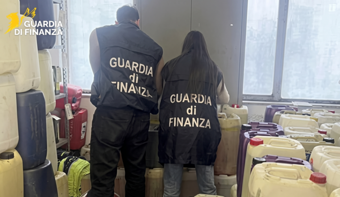 Dal deposito di Vado ai "designer fuels": il furto scoperto a marzo parte di un quadro più ampio Dal deposito di Vado ai "designer fuels": il furto scoperto a marzo parte di un quadro più ampio