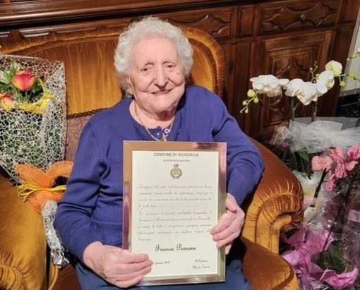 Giusvalla in lutto per la scomparsa di Franca Perrone, memoria storica del paese: aveva 102 anni Giusvalla in lutto per la scomparsa di Franca Perrone, memoria storica del paese: aveva 102 anni