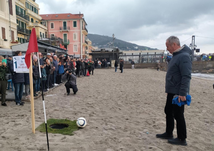 Alassio si scalda per la Befana: torna il Footgolf dei Campioni nel segno della solidarietà