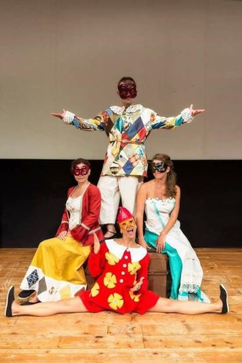 Savona: in scena "Il vestito di Arlecchino" presso l'antico Teatro Sacco