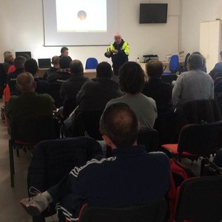 Villanova d'Albenga, questa mattina presso il Polo Regionale della Protezione Civile si è svolto un corso di formazione per capi squadra