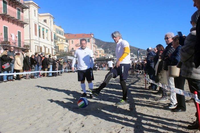 Torna il FootGolf sulla spiaggia di Alassio Torna il FootGolf sulla spiaggia di Alassio