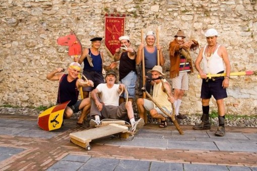 Albenga: inaugura oggi la mostra "Albenga nello sguardo dei Fieui di Caruggi”