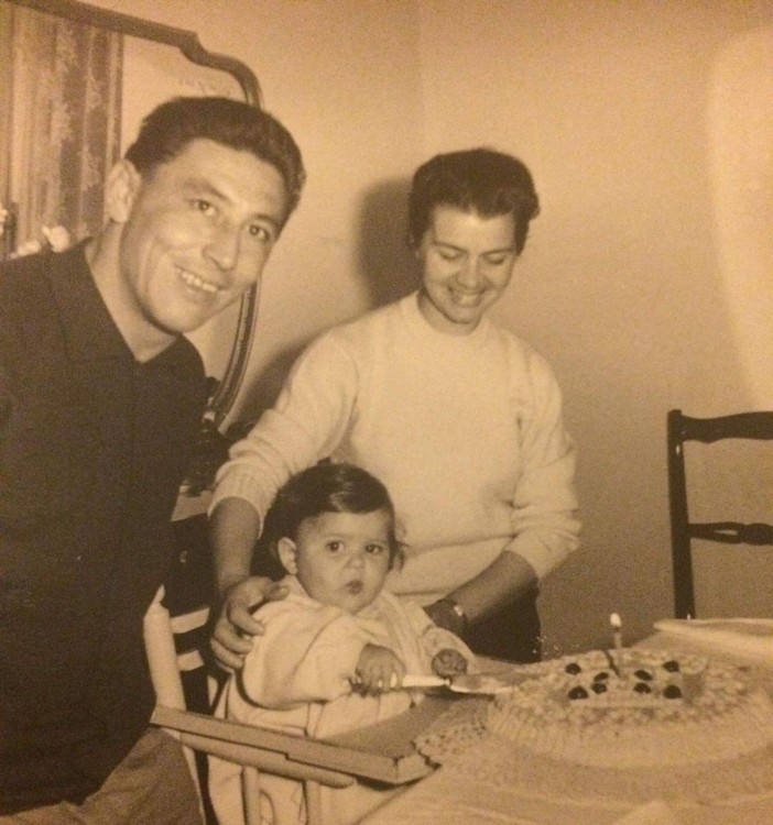 Nella foto con il marito Giuseppe "Pino" Giacchero e la figlia Ines