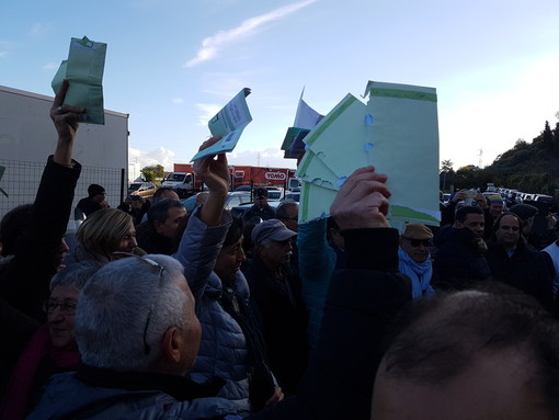 Incontro autovelox SP 6, i Comitati "invitano" il presidente della Provincia Giuliano Incontro autovelox SP 6, i Comitati "invitano" il presidente della Provincia Giuliano