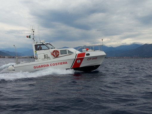 Ceriale, la Guardia costiera si prepara all'estate con una complessa esercitazione di salvataggio
