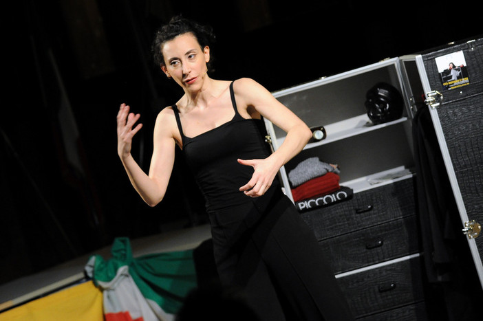 Nelle Grotte di Grotte di Borgio Verezzi il monologo "Non è Francesca, storie di ordinaria contraddizione"