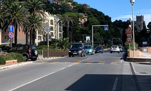 Finalpia, lavori di asfaltatura sull'Aurelia nei pressi del Castelletto nelle notti del 28 e 29 settembre