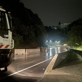 Frana sull'Aurelia a Celle, riaperta la strada: posizionato un senso unico alternato Frana sull'Aurelia a Celle, riaperta la strada: posizionato un senso unico alternato