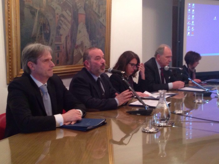 Savona, al via la nona edizione di Fabbriche Aperte: coinvolti 800 studenti nel mondo dell'industria Savona, al via la nona edizione di Fabbriche Aperte: coinvolti 800 studenti nel mondo dell'industria