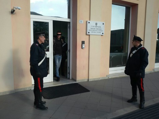 Loano, atti osceni nei confronti di tre bambine: fermato un artigiano 56enne Loano, atti osceni nei confronti di tre bambine: fermato un artigiano 56enne