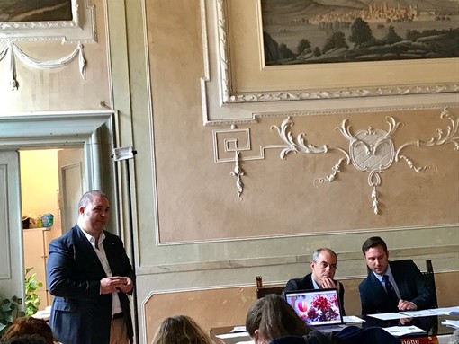 Le aiuole di "Fior d'Albenga" Le aiuole di "Fior d'Albenga"