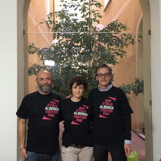 Cengio: la casa di riposo Bagnasco e il suo penoso scalino all'ingresso, comodo per gli anziani