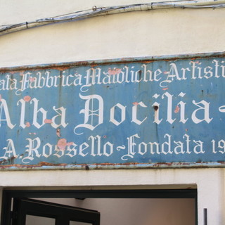 Albissola Marina celebra i 10 anni dell’associazione che gestisce la Fornace Alba Docilia: quasi un mese di eventi tra arte, ceramica e cultura