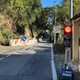 Frana tra via Gentile e via Genova: scatta il senso unico alternato con il semaforo Frana tra via Gentile e via Genova: scatta il senso unico alternato con il semaforo