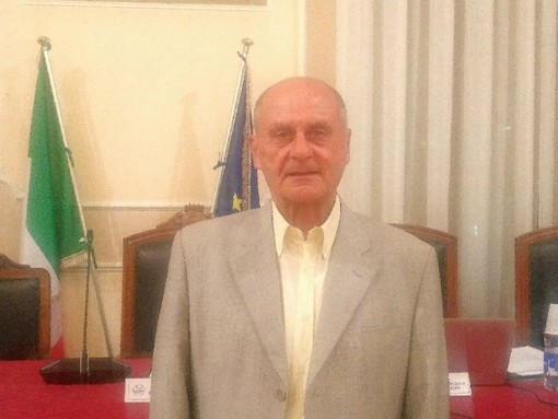 Alassio: nominato il nuovo Revisore Unico dei Conti Fausto Guglielmi Alassio: nominato il nuovo Revisore Unico dei Conti Fausto Guglielmi