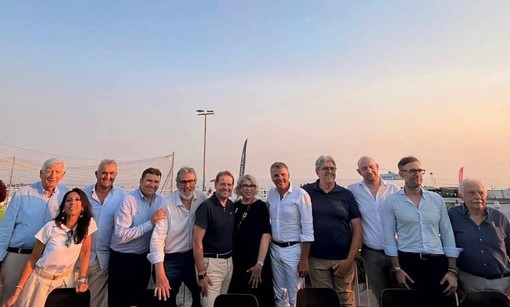 Forza Italia, la nuova segreteria regionale muove i primi passi. Vaccarezza: "Tornare punto di riferimento sul territorio" Forza Italia, la nuova segreteria regionale muove i primi passi. Vaccarezza: "Tornare punto di riferimento sul territorio"