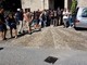 Funerale di Giovanni Lai a Villanova d'Albenga: gli amici portano la bara sulle spalle
