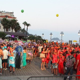 Giovedì 12 luglio torna la "#FestadeiColori": un fiume colorato è pronto a inondare Alassio Giovedì 12 luglio torna la "#FestadeiColori": un fiume colorato è pronto a inondare Alassio