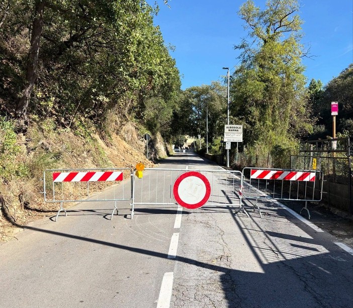 Frana tra Albissola e Savona, chiusa temporaneamente via Gentile Frana tra Albissola e Savona, chiusa temporaneamente via Gentile