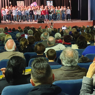 Albenga: la festa dei nonni tra risate e momenti toccanti di dialogo
