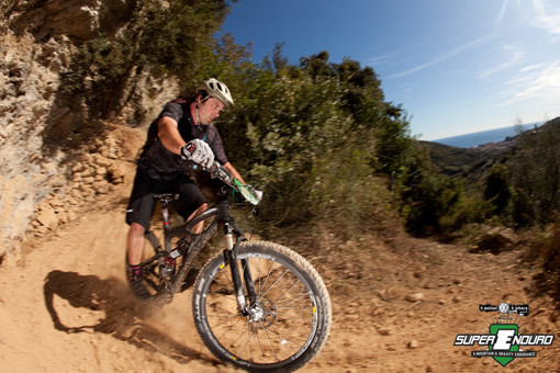 Finale conquista il triathlon #XTERRA: in arrivo ironman da tutto il mondo