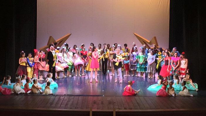 Savona, strepitoso successo per il Gala di Fine Anno 2015 dell'Accademia savonese