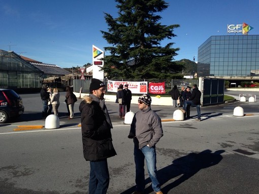 Albenga: continuano i presidi alla Fruttital, si aspettano risposte concrete