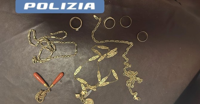 Finto carabiniere truffa una 90enne: arrestato, recuperati gioielli per 10mila euro