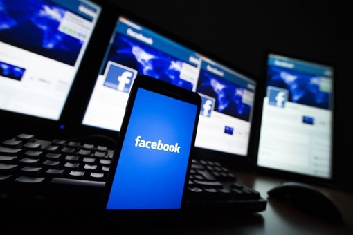 Falsi sms per il cambio di password Facebook: attenti perché potrebbe essere un tentativo di truffa Falsi sms per il cambio di password Facebook: attenti perché potrebbe essere un tentativo di truffa
