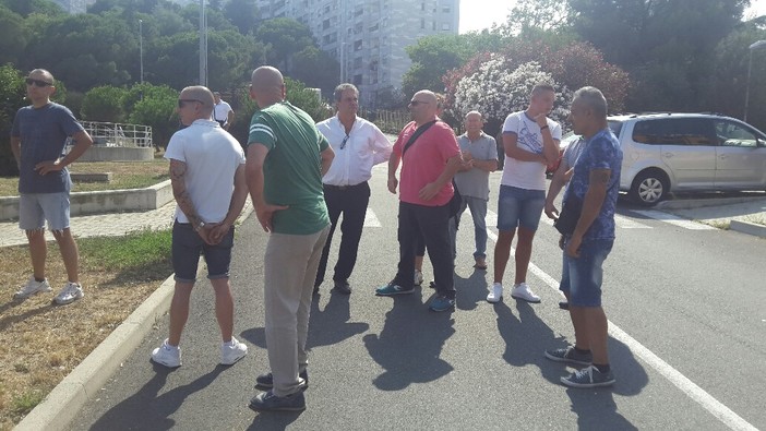 Savona, annuncio di Forza Nuova: "Sospeso il centro di accoglienza di Legino"