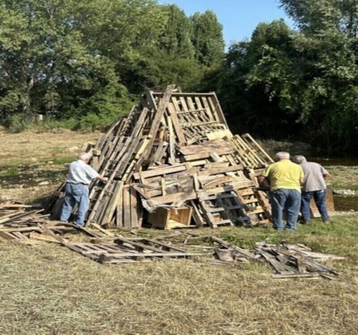 Carcare, la magia si ripete: stasera torna il falò di San Giovanni