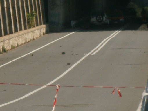 I sassi rimossi sull' Aurelia;